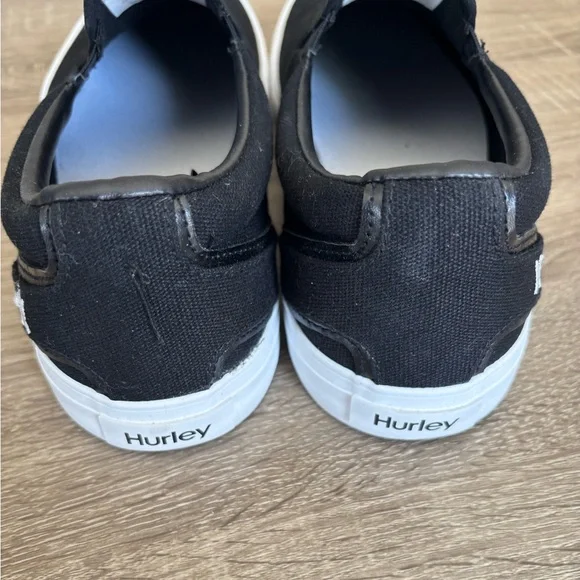 NWOT Hurley Men's Black Slip-On Shoes - Picture 4 of 6